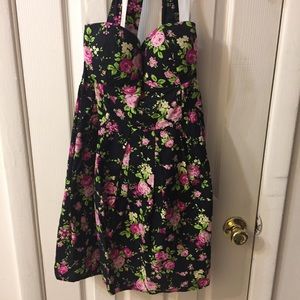 Black Floral No Boundries Size Md Dress